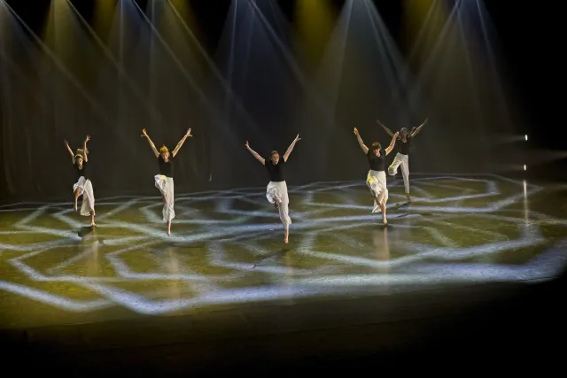 Style_modern_juniors