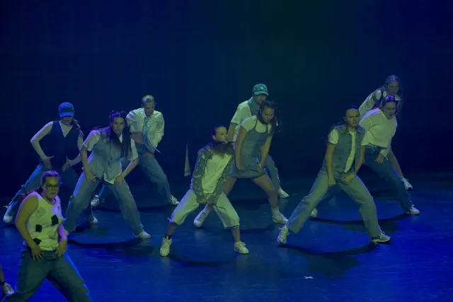 Style_Commercial_intermediate